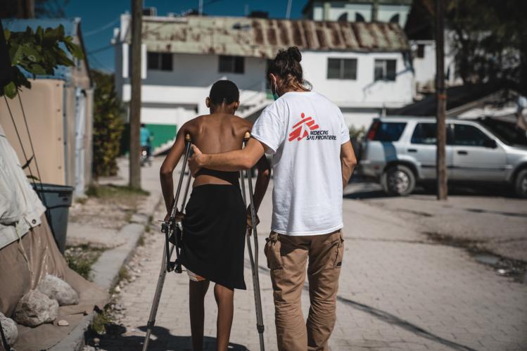 Traitement Physio pour les patients victimes du tremblement de terre. Haiti. 2021
